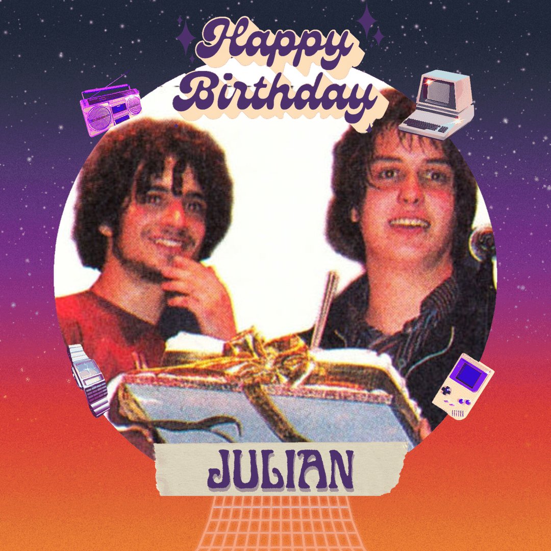 Happy birthday to the music genius and our lovely grampa, Julian Casablancas! 