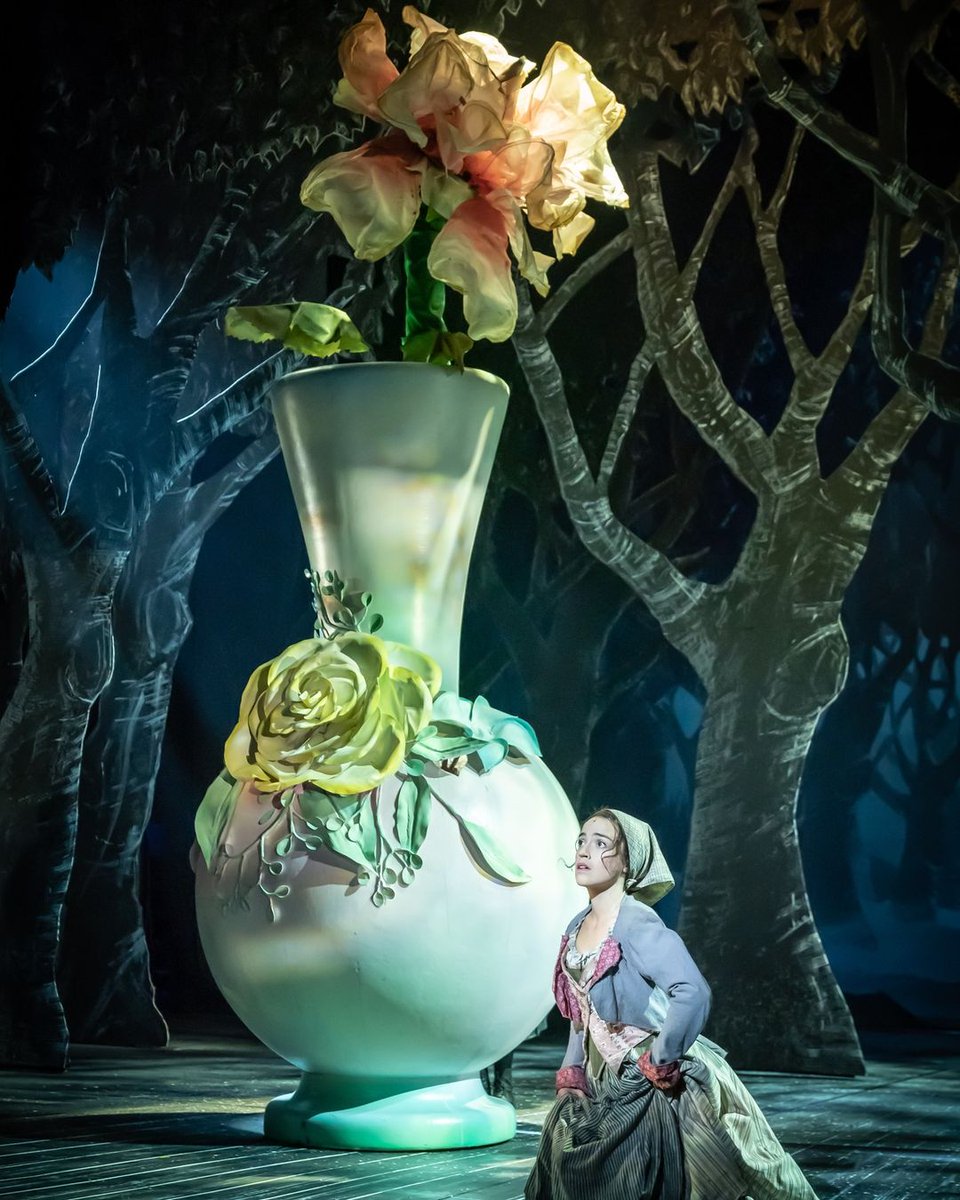 TeamBraidman's tweet photo. It's Press Night tonight for #IntoTheWoods @TheatreRBath starring our awesome pair #JulianBleach and #AudreyBrisson @abrissonj!  

(Photos by Marc Brenner) https://t.co/tykzTiibkT