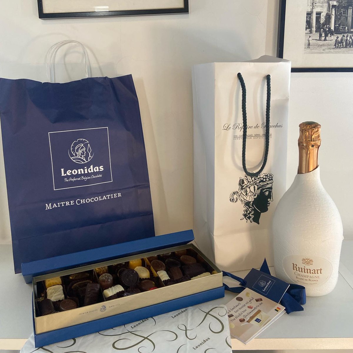 CREDIXIA's tweet photo. Notre réussite n’est possible qu’avec la confiance de nos clients ❤️

Vos cadeaux nous vont droit au cœur, merci ! 🥰

#courtierimmobilier #immobilier #immobilierfrance #immobilierparis #immobilierparisien #creditimmobilier #pretimmobilier #investissementimmobilier #banque https://t.co/TE5nsTiWJg