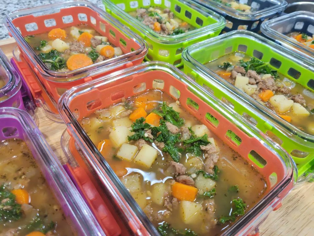 Skinny Spicy Sausage and Potato Soup 
#weightwatchers #mealprep #wwcommunity
buff.ly/3ADfJxs