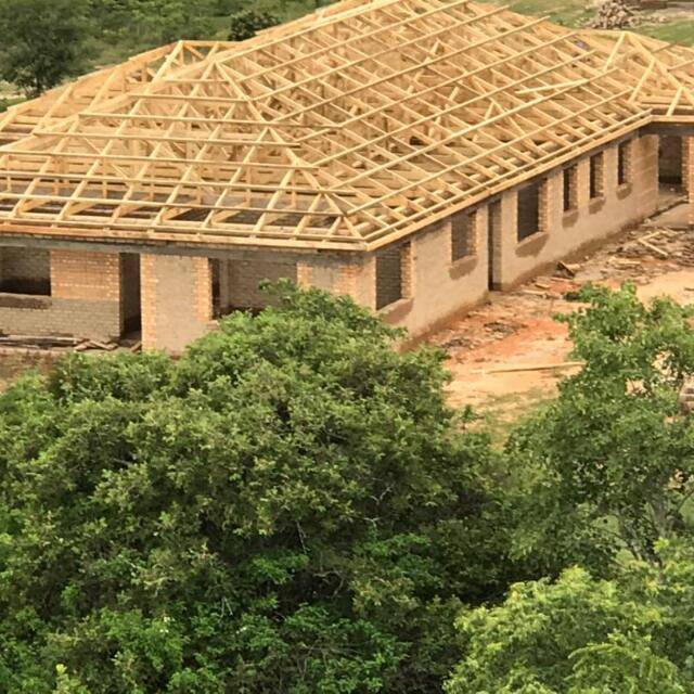 DelstanConstr's tweet photo. We #build #durable #structures that ensure a #quality lifestyle in the setting of your choice #Urban or #Rural. #Delstan ensures we go the extra mile in securing #TopBrand #Materials for all our projects. https://t.co/vafKVvg2bd