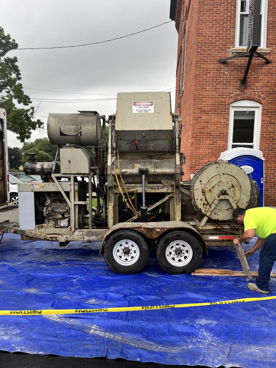 CliftonSpringsY's tweet photo. Floor being poured today! #csaymca #renovation #honoringourpastunveilingourfuture https://t.co/2o0s3HWCYW
