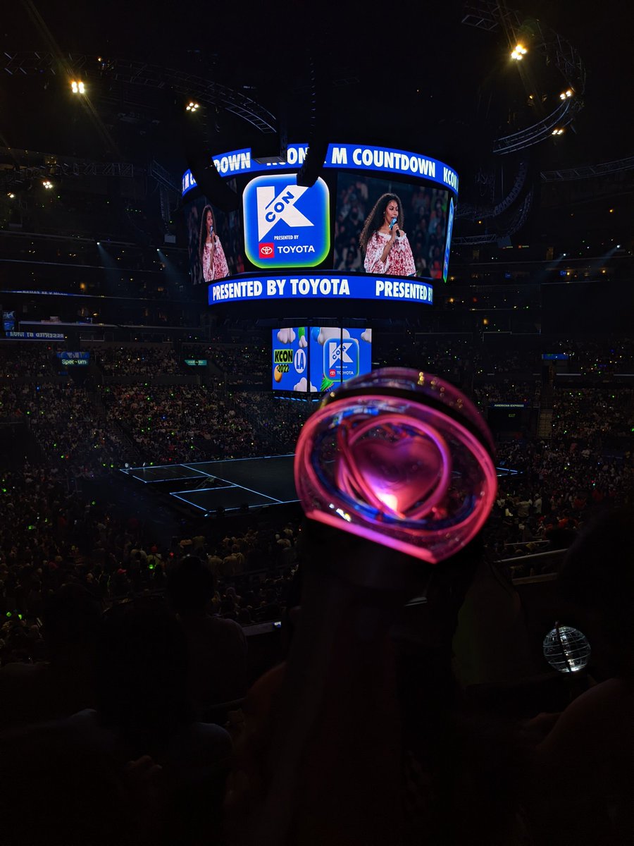 SandyCrossinOvr's tweet photo. #KCON2022LA #KCON2022 https://t.co/r20zagUkKY