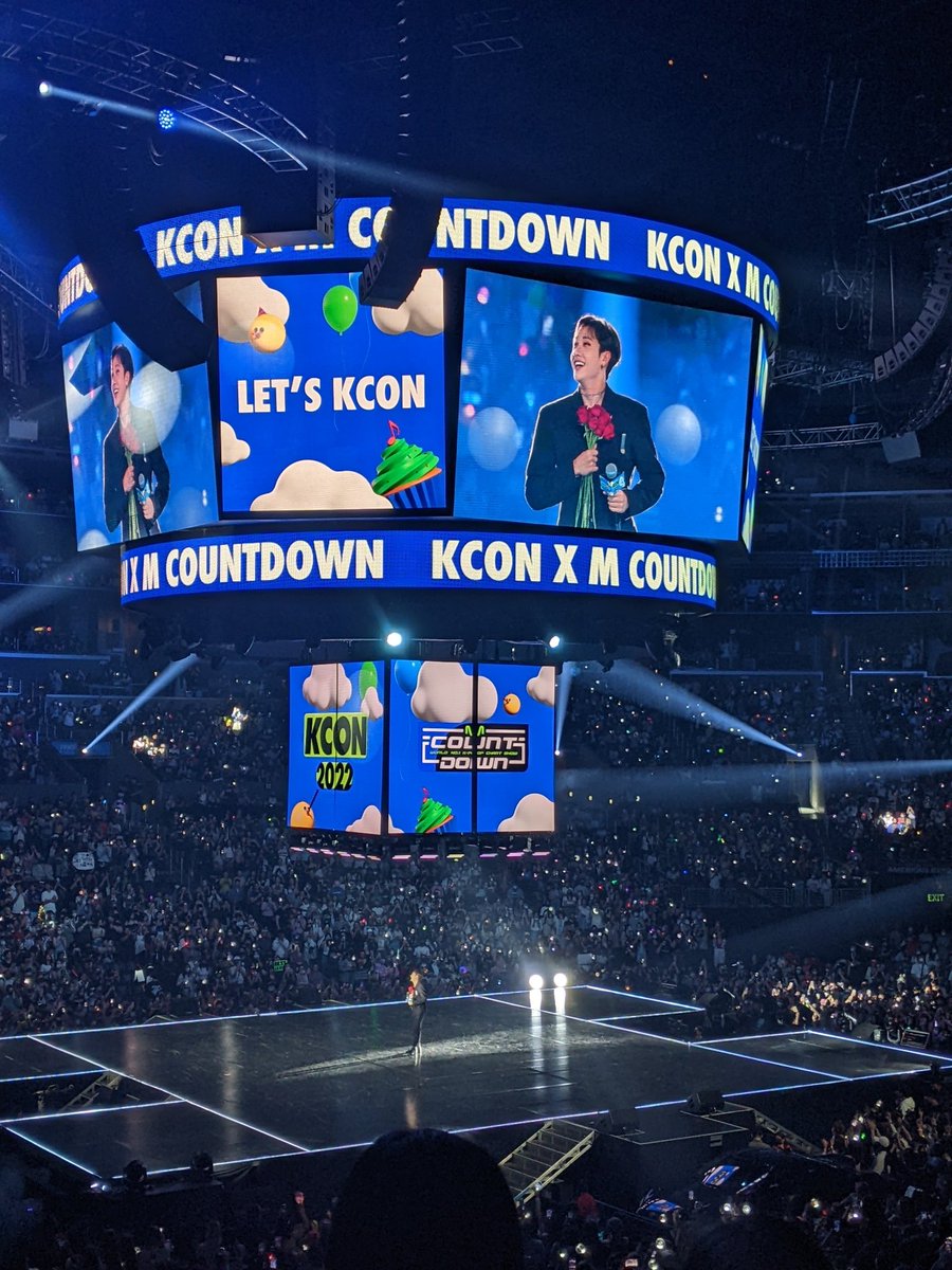 SandyCrossinOvr's tweet photo. #KCON2022LA #KCON2022 https://t.co/r20zagUkKY