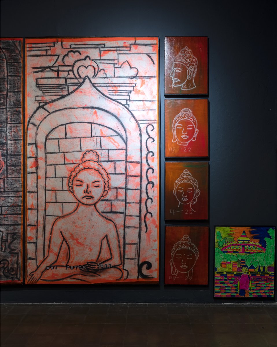 artjog's tweet photo. 'Borobudur - Expanding Unawareness' adalah karya yang bertolak dari sebuah teks 'borobudur' yang ditulis oleh Dwi Putro, seorang dengan karunia skizrofenia residual. Adiknya, Nawa Tunggal menganggap tulisan-tulisan itu seperti sebuah ungkapan dari dunia alam bawah sadar. 📝 https://t.co/0Wu6c6x48O
