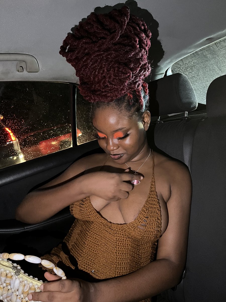 Puvybie's tweet image. Allahu 
#TwitterVAR