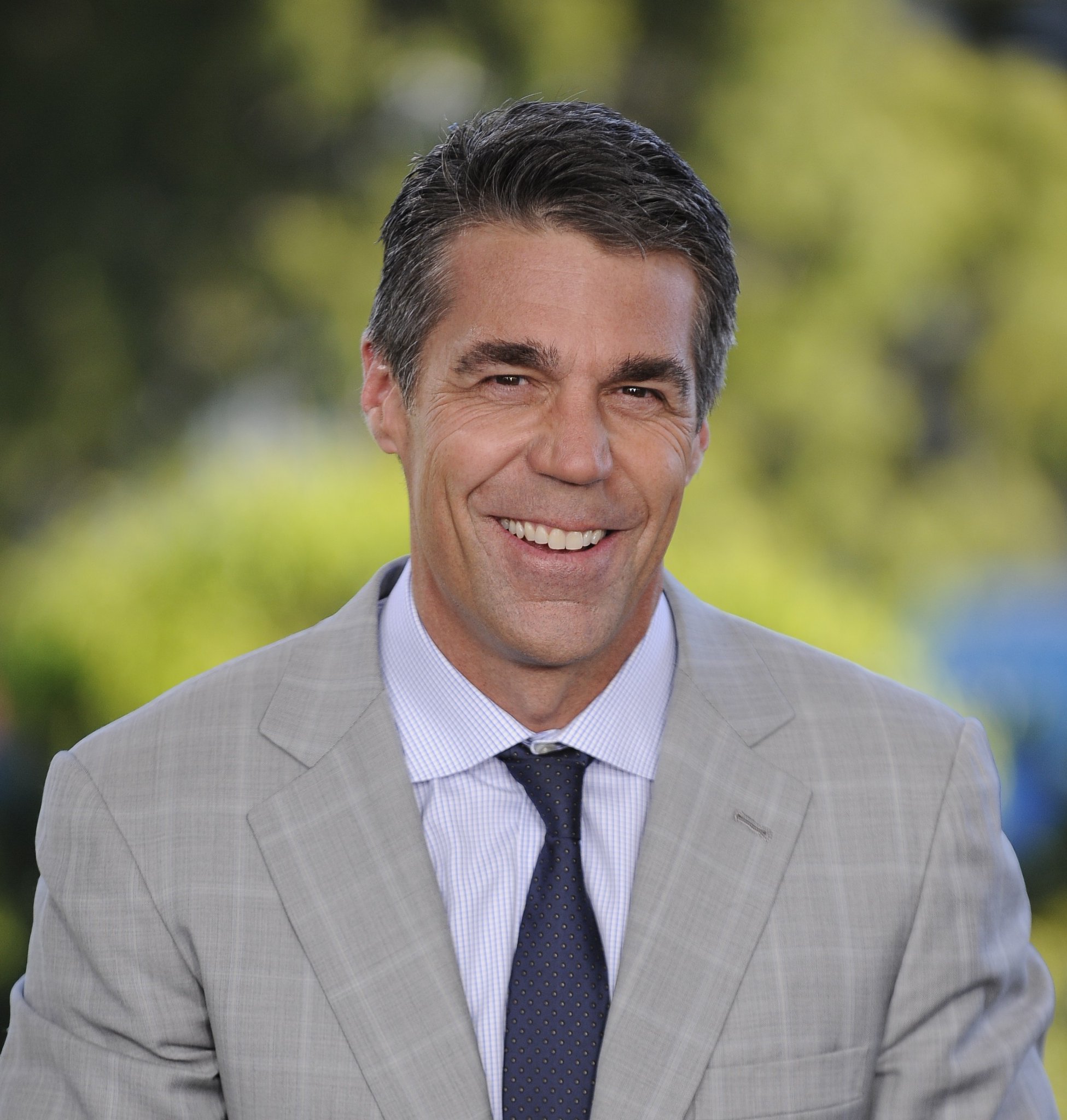 Happy Birthday to Chris Fowler. One of the best in College Football. 