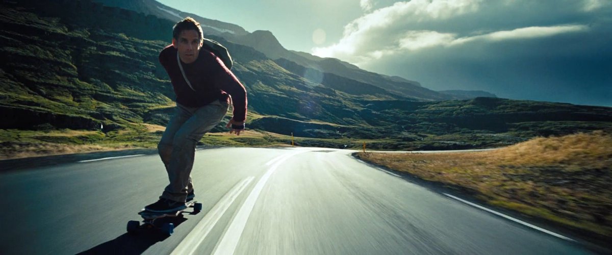TarizSolis's tweet photo. Pernah nggak nonton film yg bikin kamu ngerasa "ini sih mirip banget sama kisah hidupku"?

Buatku film itu 'The Secret Life of Walter Mitty' yg nyeritain seseorang yg sering overthinking, ngerasa hidupnya flat banget, dan mimpinya banyak tapi keberanian buat wujudin cuma sedikit. https://t.co/GALs8rFZot