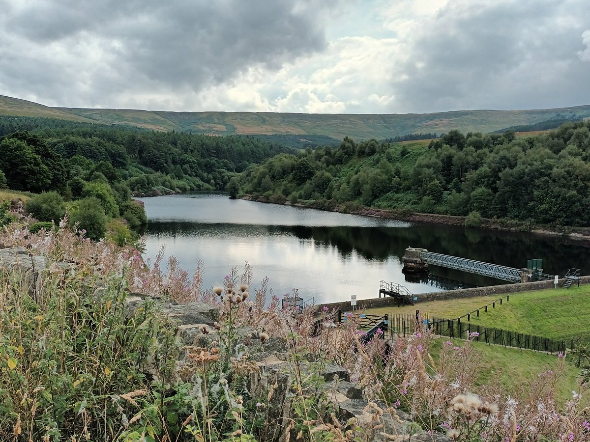 RobCaseyWCT's tweet photo. Last week I visited @HolmeRiver to deliver a River Education Model to use for their school visits and events.  I was also given a wonderful tour of the Holme catchment with magnificent views and to see their fantastic work to improve the catchment and environment https://t.co/X5jtd45sav
