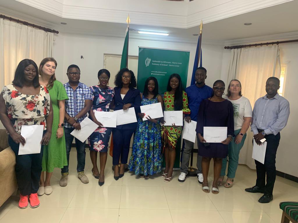 IrlEmbFreetown's tweet photo. Bon voyage to the class of 2022/2023 @Irish_Aid Fellows!

They travel to 🇮🇪 to take up Masters programmes in #SDG related areas including Global Health, Law &amp; Women’s Studies 📚

Wishing the best of luck to all 9 with their studies at @nuigalway @DCU @tcddublin @UCC 🏫 ✈️ https://t.co/7qVkdpisOh