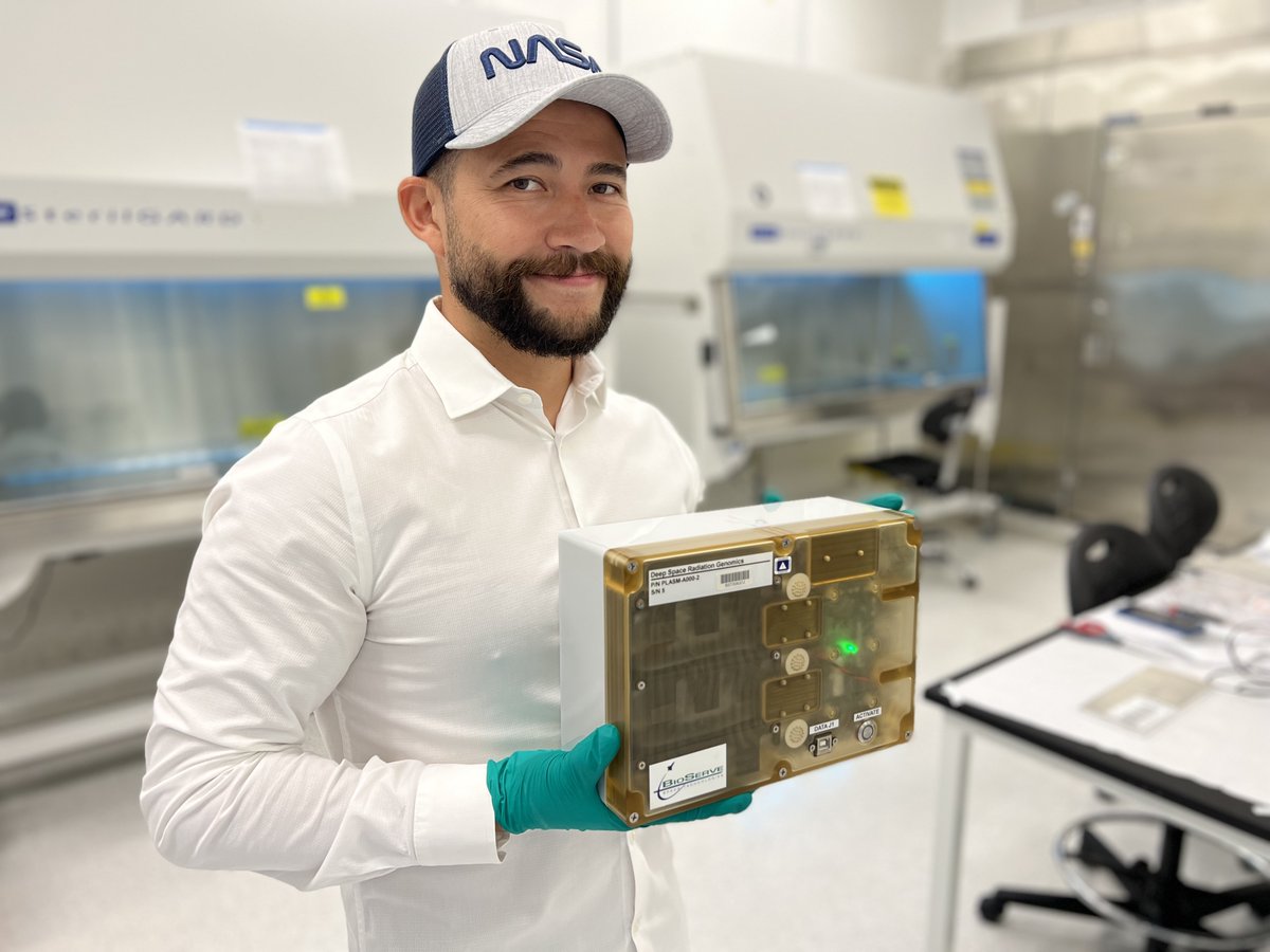 NASA_es's tweet photo. Cuando despegue, #Artemis I llevará un pedacito de Guatemala a la órbita de la Luna.

Estudiantes de la @uvggt manufacturaron componentes del hardware para un experimento biológico seleccionado por @NASASpaceSci para viajar a bordo de la nave Orion: https://t.co/VoACF5QTdd https://t.co/8zWaCaAmSh