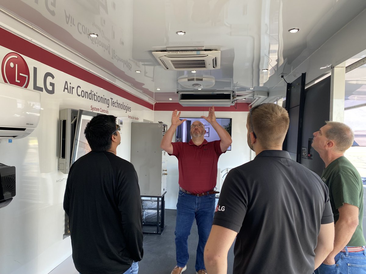 LGHVACUSA's tweet photo. Today we were welcomed by SPS and their customers in St. Louis Park, MN. LG’s Charlie Elliot and SPS' Ryan Norman and Dylan Johnson were on hand to offer details about products featured in the showroom. Thanks to the team at SPS! #LGRoadshow https://t.co/kBsmt2pXEZ