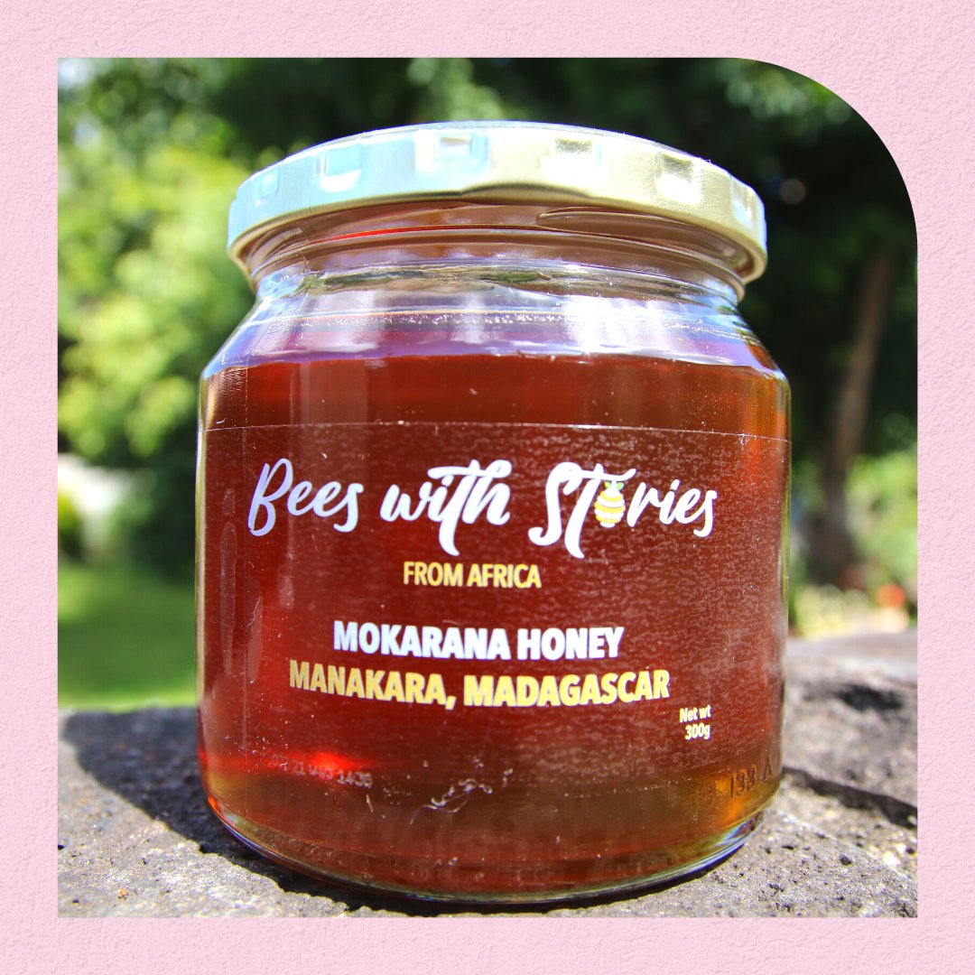 beeswithstories's tweet photo. Creamy and deliciously perfumed with fresh citrusy touches, Mokarana honey’s slightly fruity hints call for calm and relaxation.
Would you like to try some? To order DM us if you’re in Mauritius!
#beekeeping #honey #africanhoney #sustainable #positivity #madeinmoris #lokal https://t.co/SmDWMC7sSm