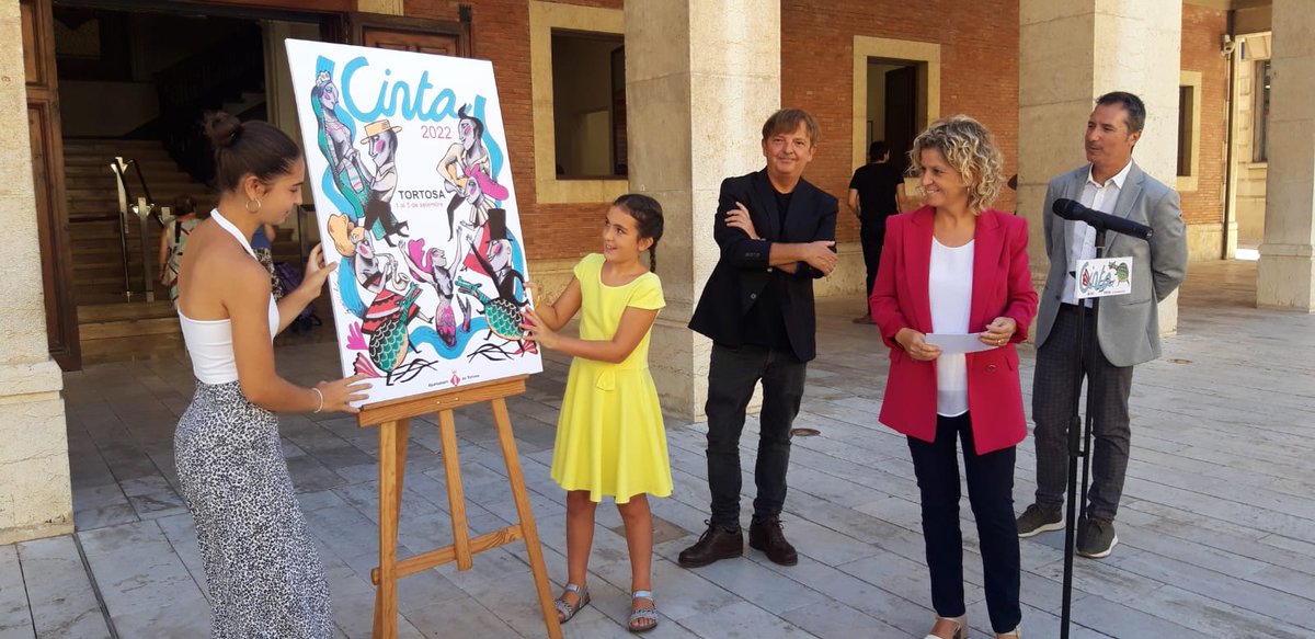Tortosa's tweet photo. La #Cinta2022 viurà més d'una vintena de concerts, amb Els Catarres, Miki Núñez o Los Rebeldes com a caps de cartell. El programa inclou un ampli ventall musical amb forta presència de grups de #Tortosa i recupera tots els actes més emblemàtics.

ℹ +INFO: https://t.co/DhT8w62NOy https://t.co/RGKYlXRFkF