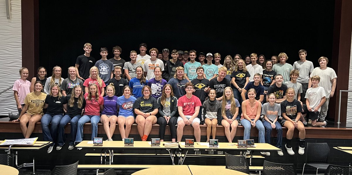 BotkinsSchool's tweet photo. Leadership, communication and team building skills were in action at Monday’s @botkinsffa meeting. Great turnout for the first meeting of the year. Special S/O to the officers for organizing the FFA activity fair. https://t.co/jpMqsy94Dq