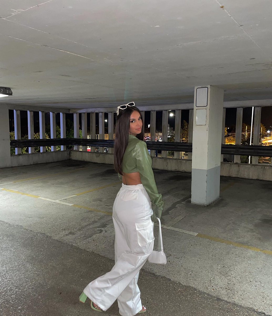 Medina_Ldn's tweet photo. I am so excited to finally announce that I am now a @OfficialPLT Ambassador 🫶🦄 #classofplt https://t.co/lBs9WH2Z6l