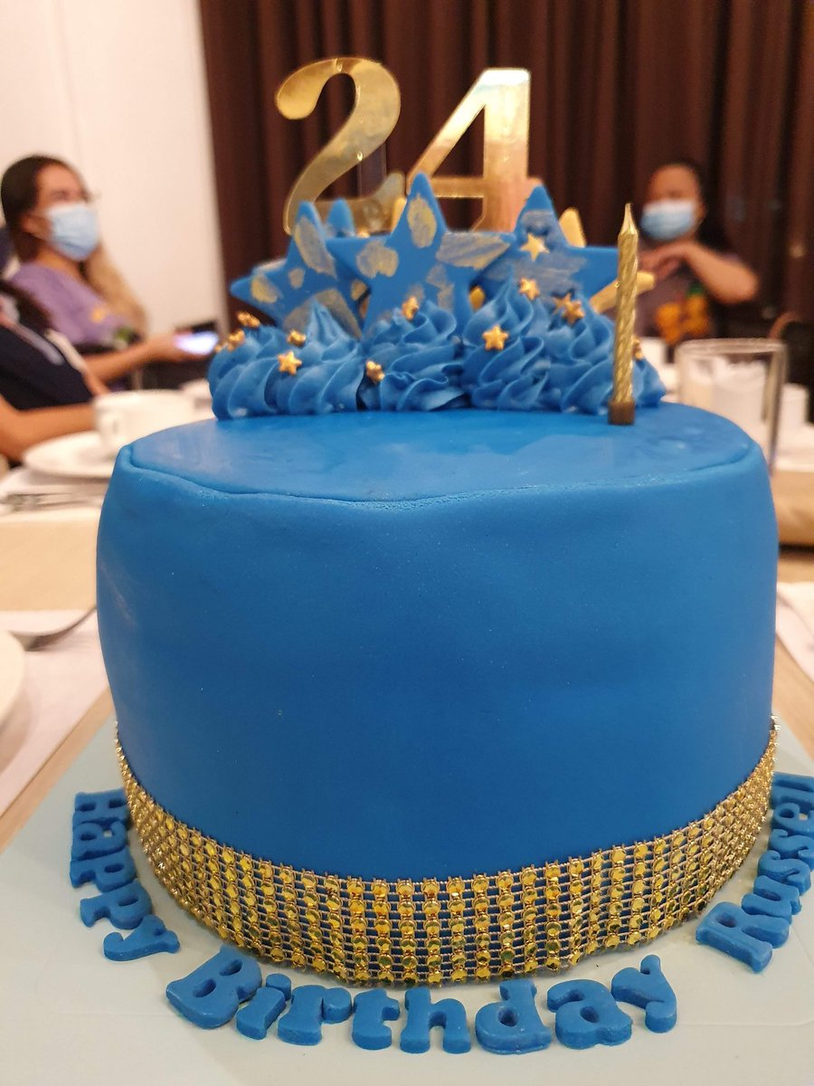 AshtiBels's tweet photo. Happy birthday, Russ! 🎂💙 https://t.co/WSGwv7lyYE