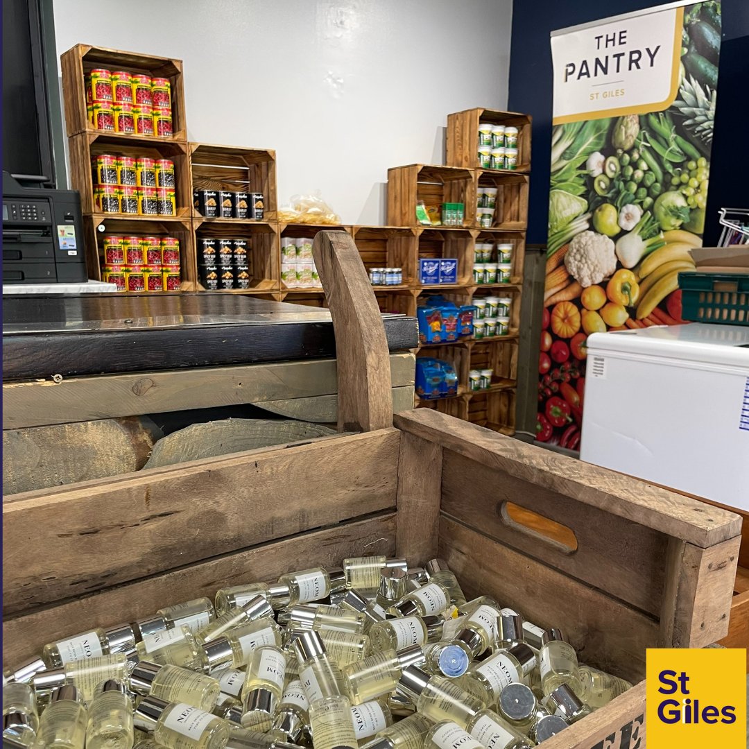 StGilesTrust's tweet photo. Delivery day at The Pantry in Coventry!

#StGilesMidlands #ThePantry https://t.co/60CEbtcvzY