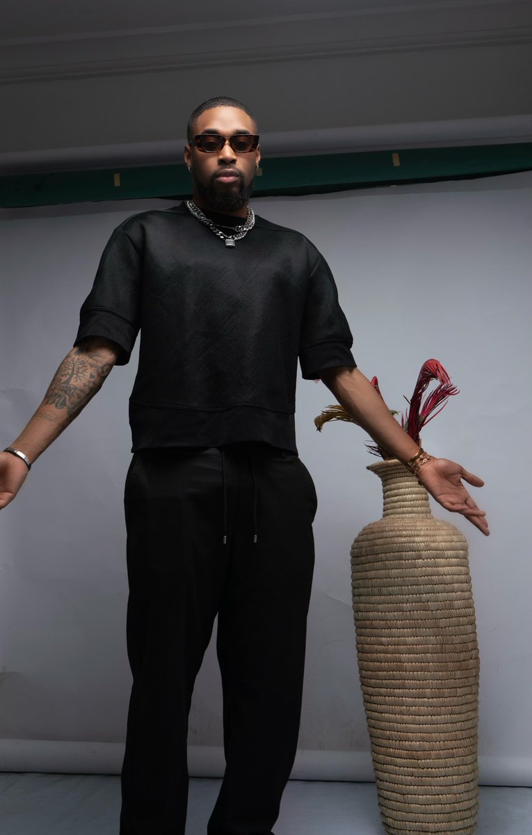 lobbalicious's tweet image. Retweet for phyna
Like for sheggz
#BBNaijaS7