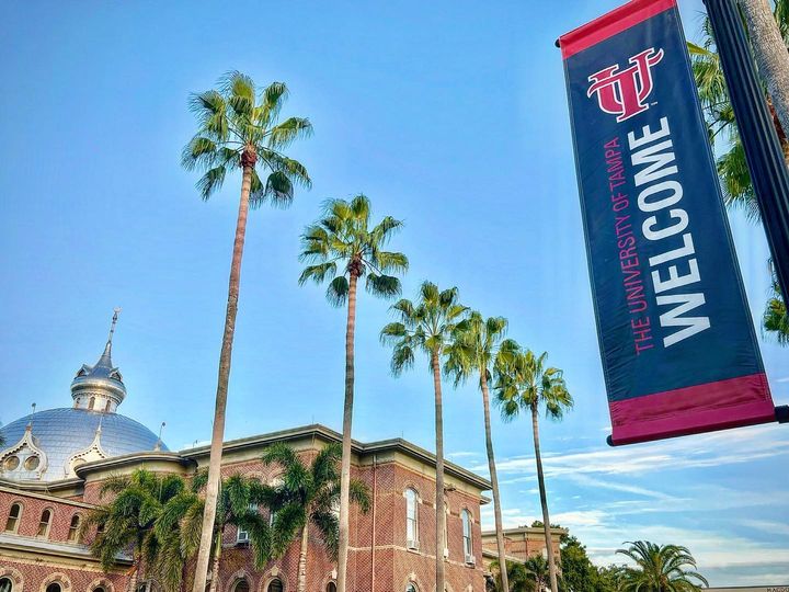 UofTampa's tweet photo. No matter your land, now Tampa will always be your home. Welcome to the #UTampa family! ๐#utampabound
Today, our international students begin checking in, kicking off move-in week and starting the countdown until the first day of classes on Aug. 29! https://t.co/8UMePdC0MZ