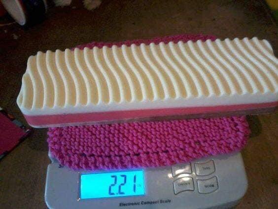 srnorganics1's tweet photo. My Famous Banana Gingerbread Smoothie soaps are BACK in stock 
#banana 
#allnatural 
#smallbusiness 
#handmadesoap 
#organicmeltandpour 
#summerrainesnaturals 
#autumnseason 
#fallsoap 
#gingerbenefits 
#gingerbreadsoap  @ Allentown, Pennsylvania https://t.co/P5oq07hU3j