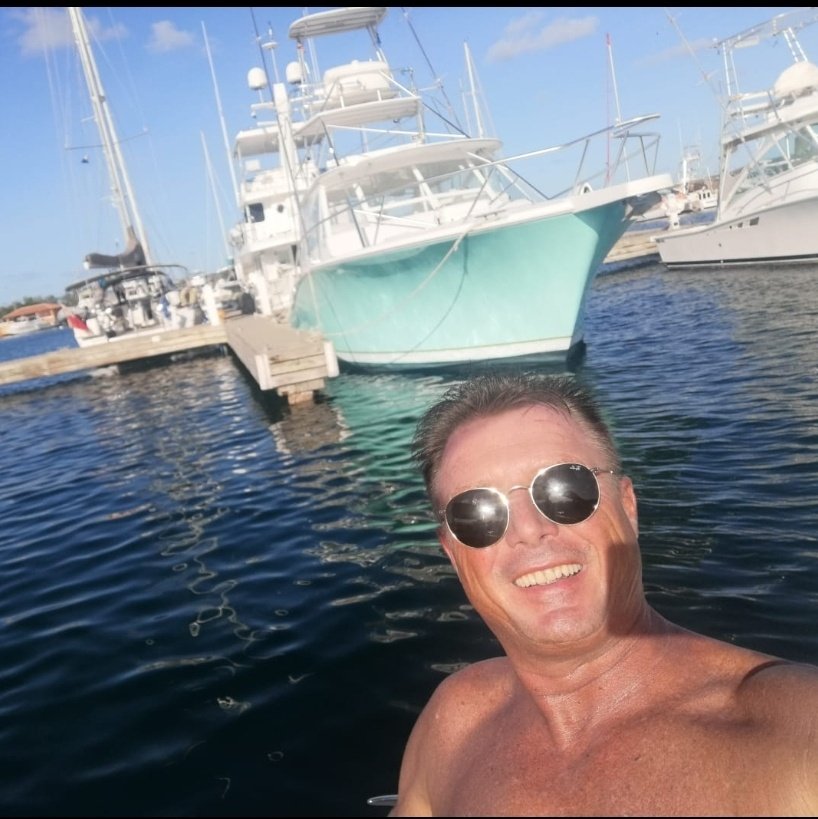 Robbievanlooij tweet picture