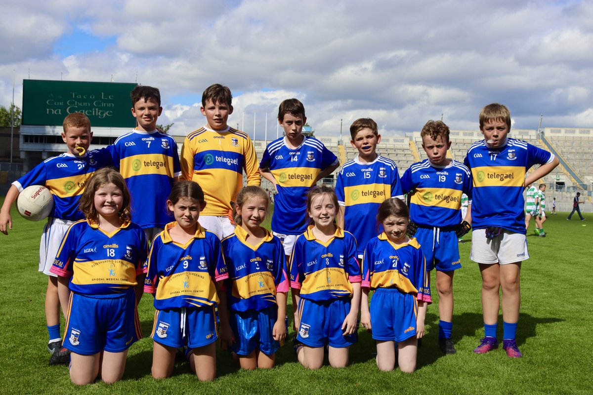 CoachingGalway's tweet photo. Lá iontach i bpáirc an Chrócaigh do na buachaillí agus cailíní óga ó C.L.G. An Spidéal inné.

Bhí a lán spraoi agus cluichí

@CLG_AnSpideal @Galway_GAA https://t.co/IgqXdF1aFX