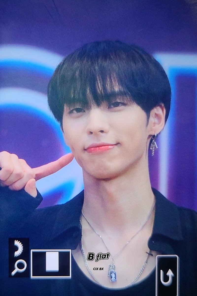 Bflat_x's tweet photo. 220823 아이돌라디오 
#CIX #BX #병곤 https://t.co/FrIWIl6exI