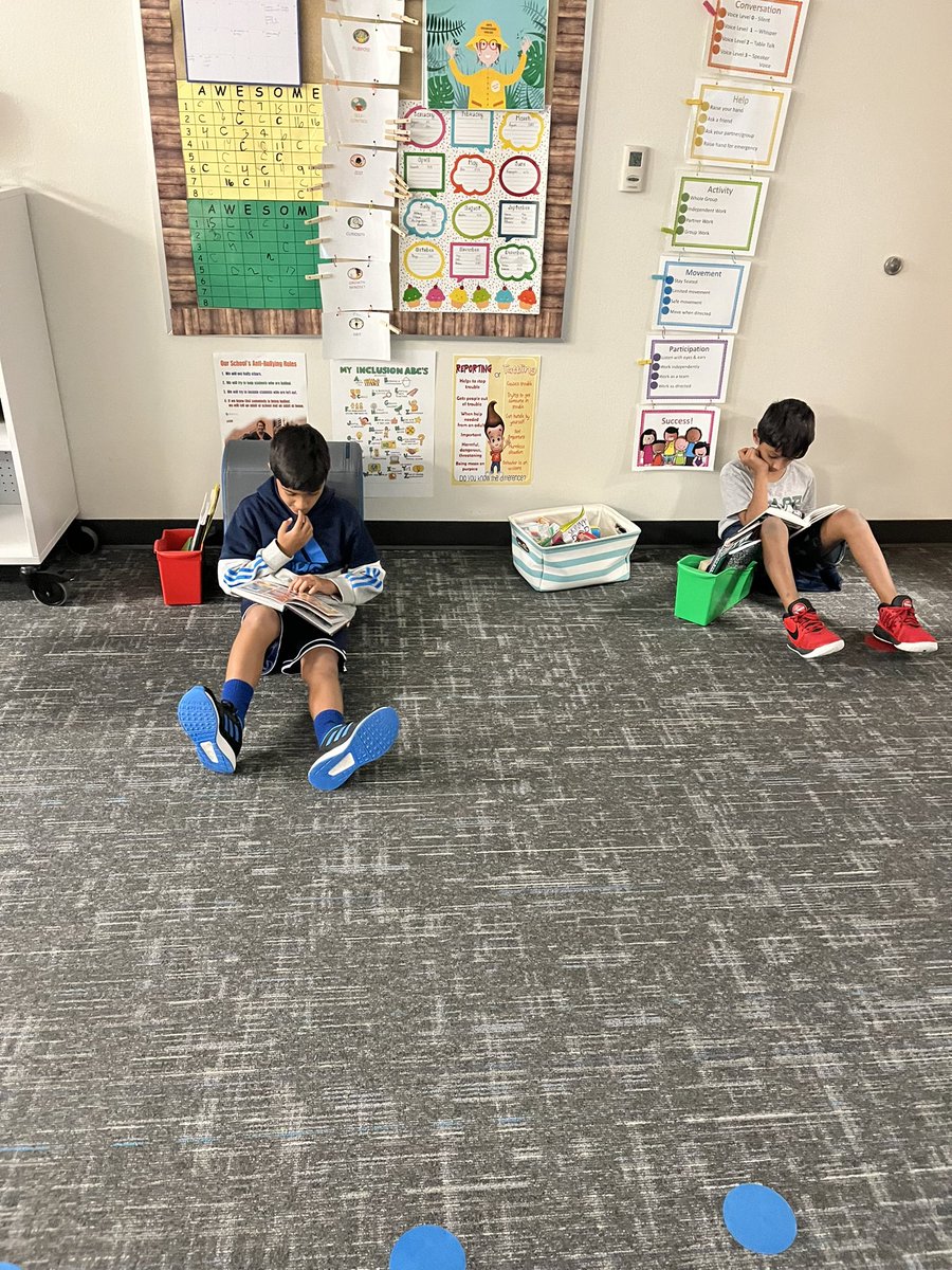 MsGispanski's tweet photo. Reading Workshop is underway!! Students have found their reading spot (thank you FISD for the flexible seating), engaged in their books and working on their goals! @AshleyElem @KFrankson3 @KascieBtheAP @JenRenfro2 @ci_elem https://t.co/P99trAA8es