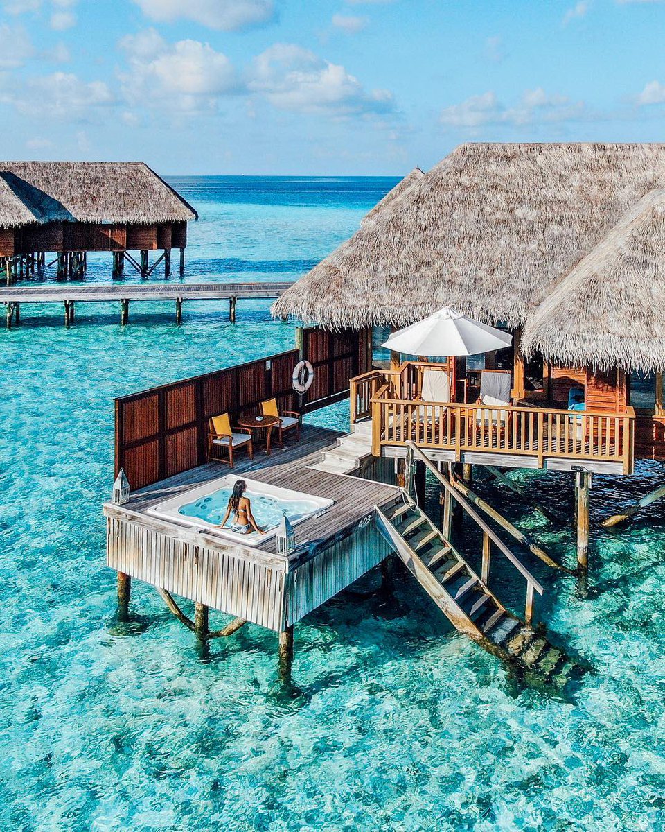 AnsamaTravel's tweet photo. Barefoot luxury meets unpretentious style at the spectacular Conrad Maldives Rangali Island.

DM/ Email/ WhatsApp for best deals.

📸: @michutravel

#maldives #maldivesislands #aerialphotography #ansamatravel #conradmaldives #oceanlover #beautifuldestinations #travelphotography https://t.co/E7fjHdbatL
