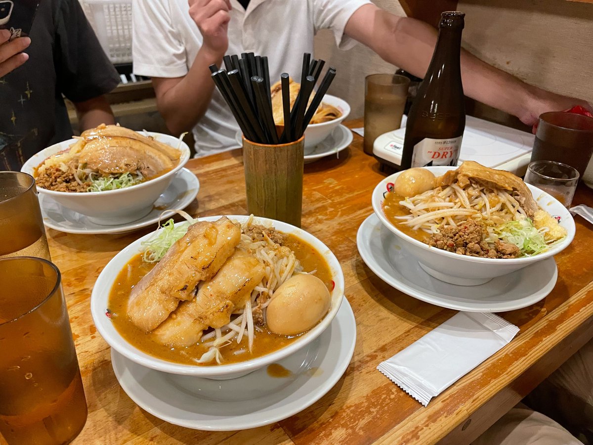 Xray_Sun_jp's tweet photo. 初日の夕食は、家康ラーメン！！#FOXSI #UVSOR https://t.co/bHI4FItqHE