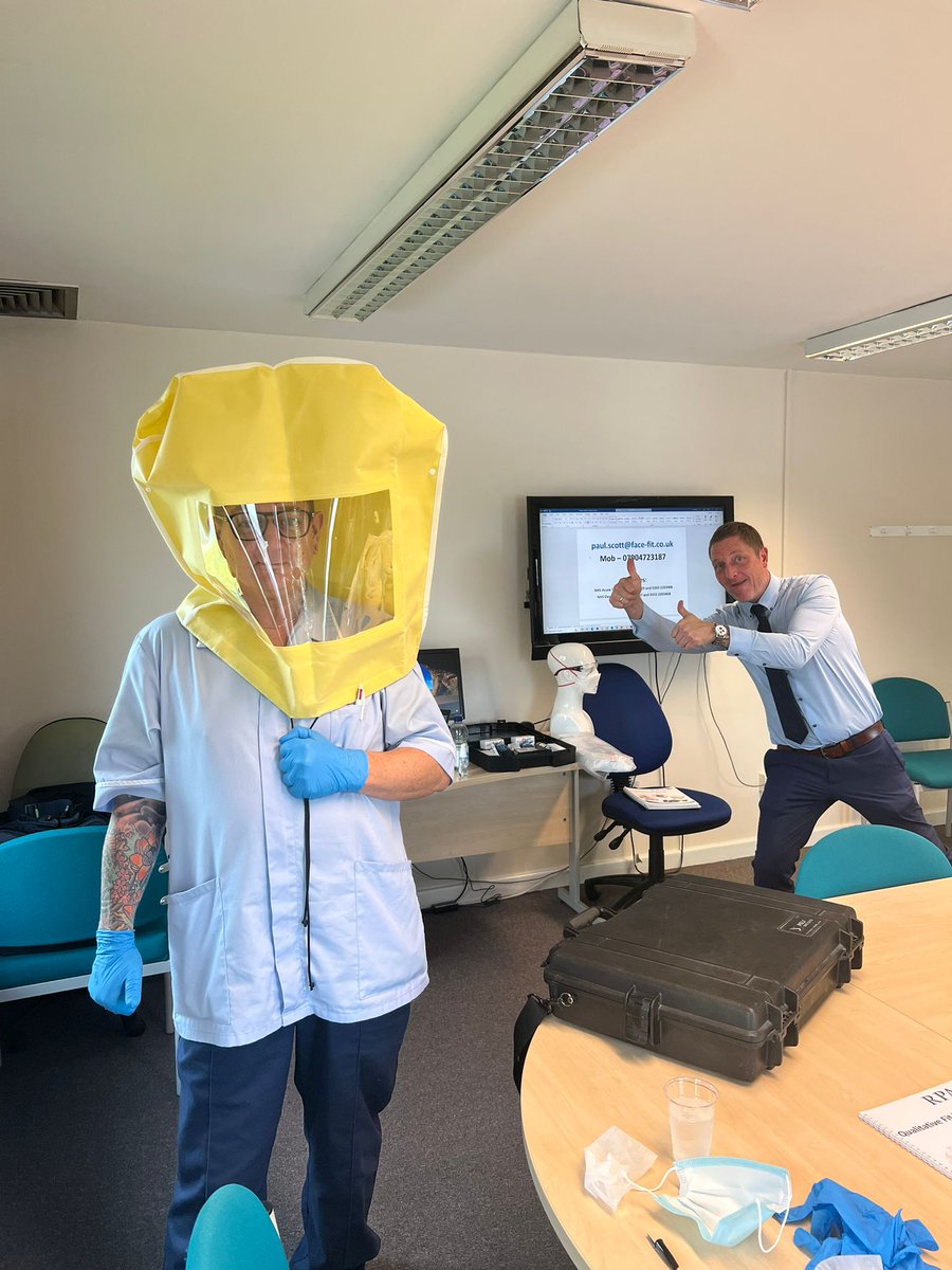 DamianJ18447412's tweet photo. Am absolutely fantastic day training with #keelyoates. We are now both fully trained and qualified to have our staff at meadowbrook site FIT tested. #Teamchaucer #Teamkeats. https://t.co/sUESNoTzdQ https://t.co/sdDZJDzmGF