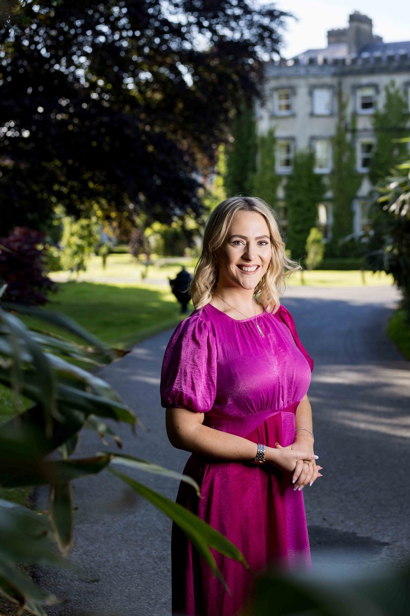 BallyseedeCastl's tweet photo. Ahead of night 2 of the @RoseofTralee_ International Festival Selection, we would like to wish the @KerryRoseCentre Édaein O'Connell the very best of luck as the 2022 Rose of Tralee is crowned tonight.
#RoseOfTralee #KerryRose #Tralee #DiscoverBallyseede
📸 Clearys Photography https://t.co/Z78NjQPm2w