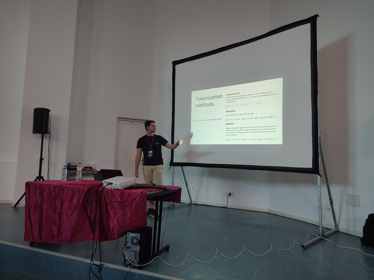 dsn_ai_network's tweet photo. Another ongoing session at the @DeepIndaba #DLIndaba2022.

Our facilitator is @ruanvdmerwe1, a Machine Learning Engineer at @bytefuse_ai who is taking a session on Introduction to Transformers.

Download Schedule here https://t.co/Al1l0Z3F0r.

#DLIndaba2022 #masirouna https://t.co/Q1kNzAIwXn