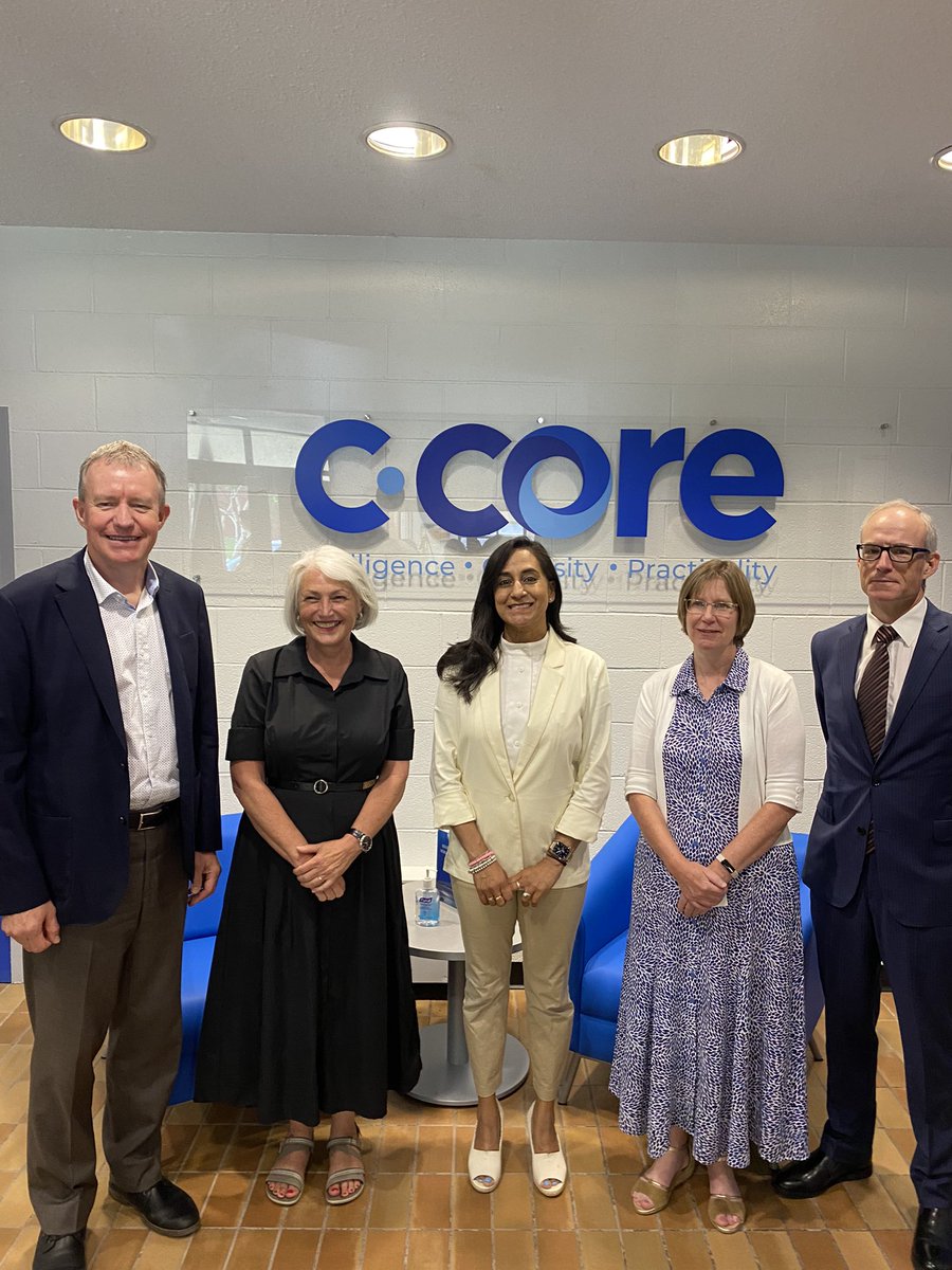 AnitaAnandMP's tweet photo. Avec le soutien de Recherche et développement pour la défense Canada, @CCore1975 effectue un travail innovant avec les satellites et les radars. 📡

Merci de m’avoir montré votre travail, avec le soutien du programme IDEaS. St. John's développe les solutions de défense du futur! https://t.co/pFMoXa3zWM