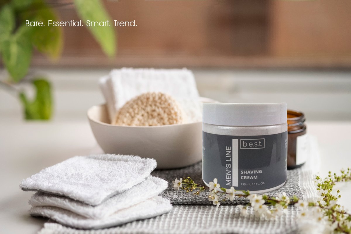 AgellumLife's tweet photo. Our 𝗠𝗲𝗻'𝘀 𝗦𝗵𝗮𝘃𝗶𝗻𝗴 𝗖𝗿𝗲𝗮𝗺 gives you that smooth-glide effect for a cool, close, comfortable shave that leaves skin looking fresh and smooth.

#shavingcream #agellumlife #smooth #skinlove #skintips #skincareluxury #skincare #skinroutine https://t.co/v8giA6LHcf