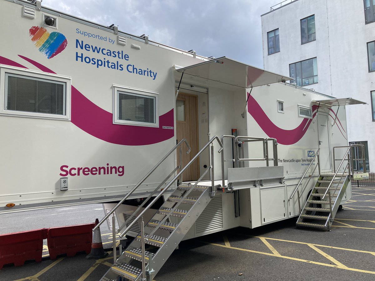 Martin_Newc_COO's tweet photo. Great to see our new breast screening trailers in use as we look to double the number of people screened each month. Huge thanks to our @NewcastleHosps radiographers, radiologists, admin staff, managers, commissioners, IT teams and @Newcastle_NHS for making this happen. https://t.co/mFbOAdtgW6