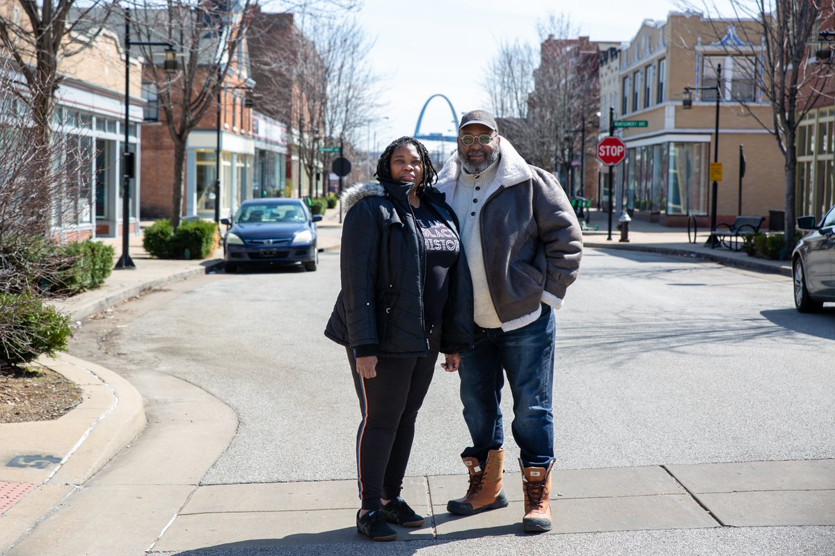Humans_of_STL's tweet photo. Riley: “I know the police can’t be there immediately, but…”
Alison: “Yes, they can. They’re right down the street. What are you talking about?”
This week we’re sharing more stories from the #HOSTL + @StlChange partnership about #Transforming911. https://t.co/685SNc433c