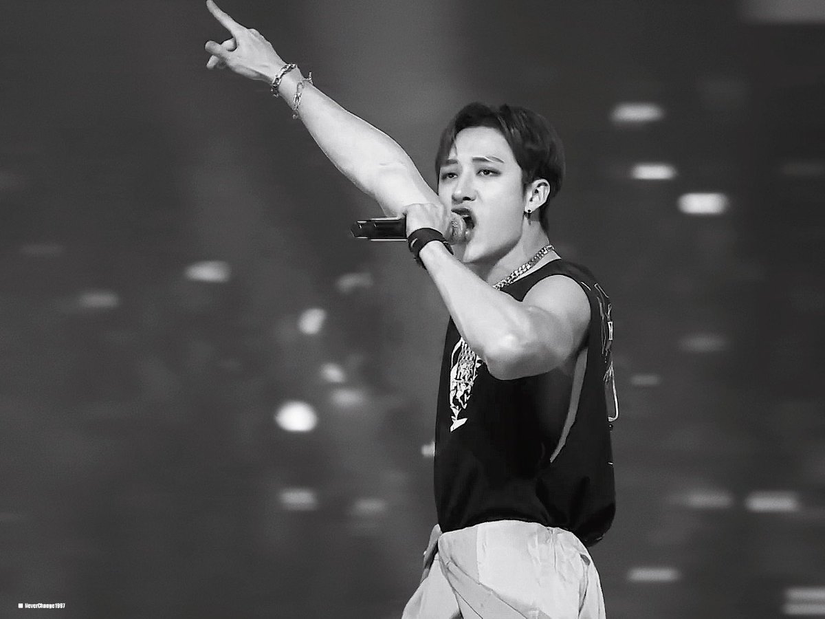 네버찬지 tweet media