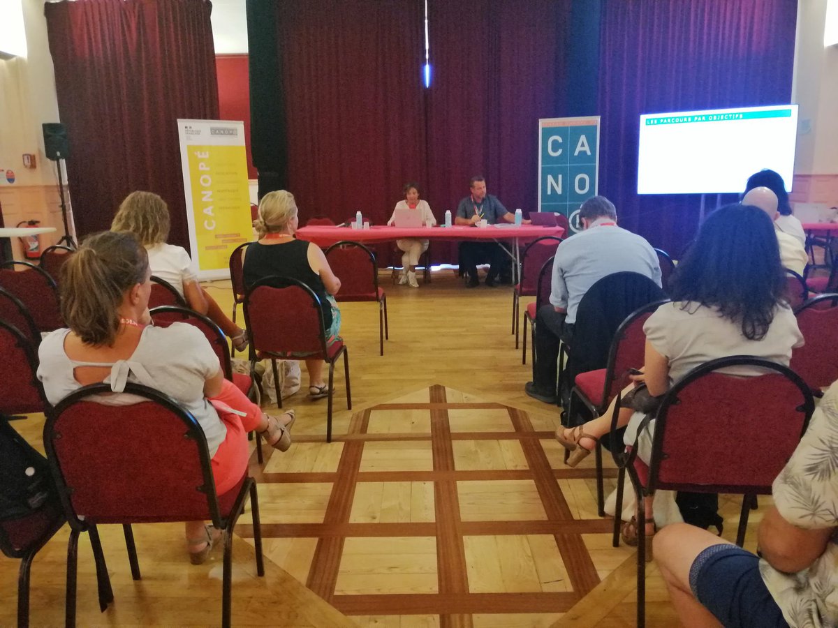 reseau_canope's tweet photo. [ #Ludovia19] @CourbetB rappelle le double objectif de la plateforme à distance #eInspe :
➡️ Construire son parcours propre de #formation pour les futurs ou #nouveauxenseignants.
➡️ Développer le collectif et échanger avec sa communauté. https://t.co/scNq4FLyZD
