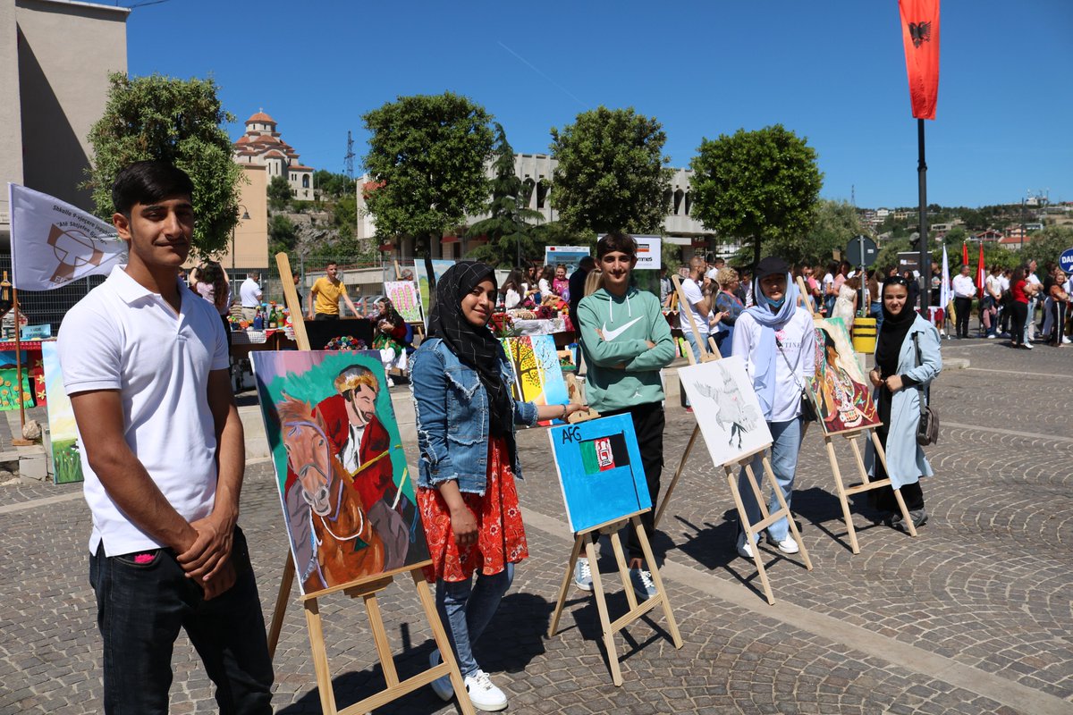 tdh_org's tweet photo. Young Afghans hosted in Albania have depicted their hopes and wishes in paintings, which were exhibited in the town of Shëngjin, as well as during the "Art Craft" Fair in the city of Lezha.
#terredeshommes #artcraft #lezha #albania #afghanistan #hopes #shengjin #wishes https://t.co/4hvs4ZDMng
