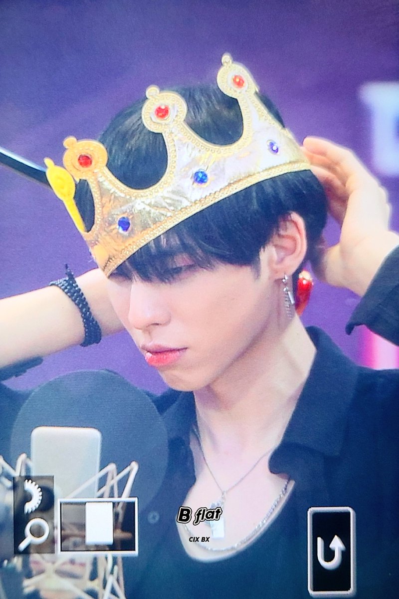 Bflat_x's tweet photo. 220823 아이돌라디오 
#CIX #BX #병곤 https://t.co/Ul7nXzk1JJ
