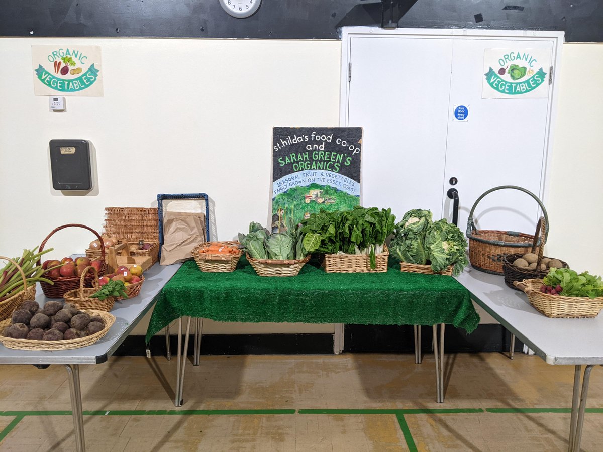 bridging_gap_uk's tweet photo. How can you tackle both the #ClimateEmergency and #CostOfLivingCrisis? By finding ways to get #climate friendly food to low income households. Here is our plan ⬇️
https://t.co/sj3KXQvm3u https://t.co/9qPSfSjPSk