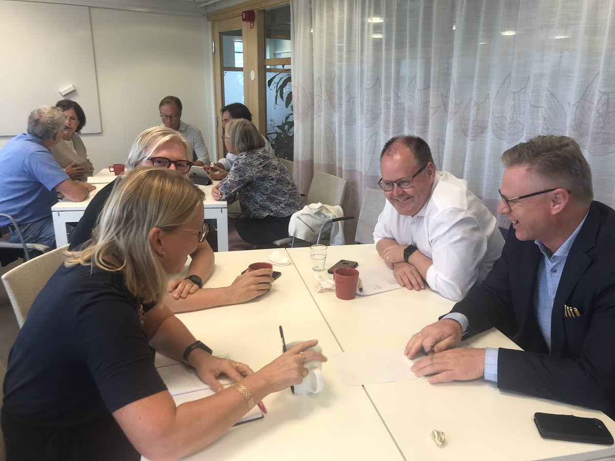 Seminarium idag, med erfarenhetsutbyte mellan ledare för kooperativa företag, om medlemsdialoger och ägarstyrning. #demokratiskanäringslivet