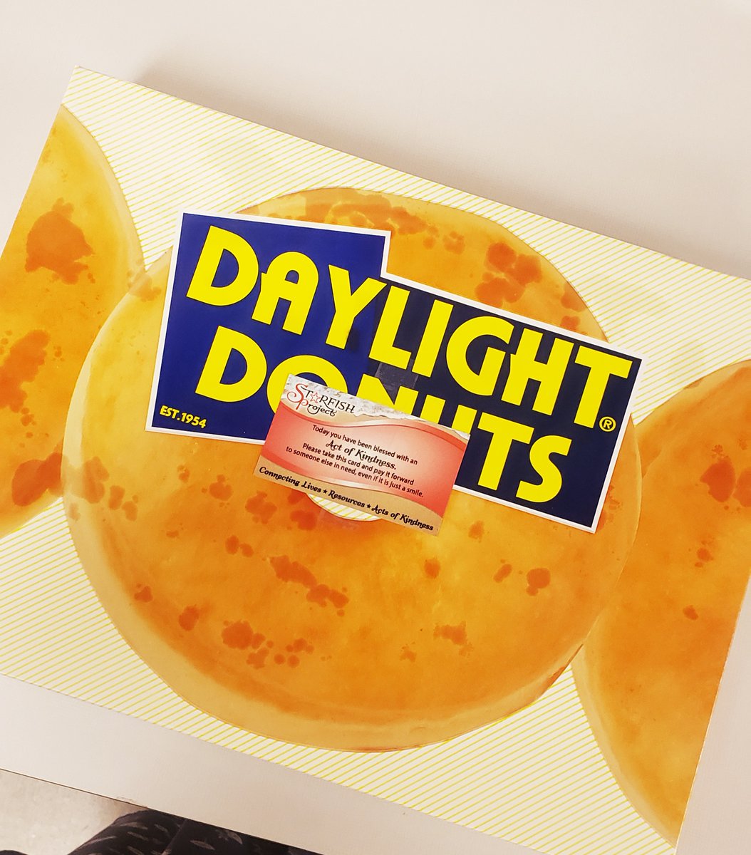 RoadrunnersOATC's tweet photo. OATC Staff felt a "hole-lotta-love" today!!  Thank you to our community partners @StarfishProj for bringing in donuts.

#opsmomentsthatmatter
#oatcpride
#gratitude 
@daylightdonuts 
@amclainoatc1 
@Jbarnumoatc https://t.co/TdzlDmBMKt