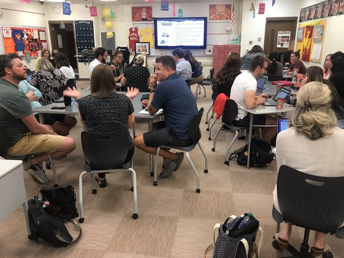 Full house of educators here to learn about how they can implement the design thinking process in their classrooms! <a href="/troyschools/">TroySchools</a>