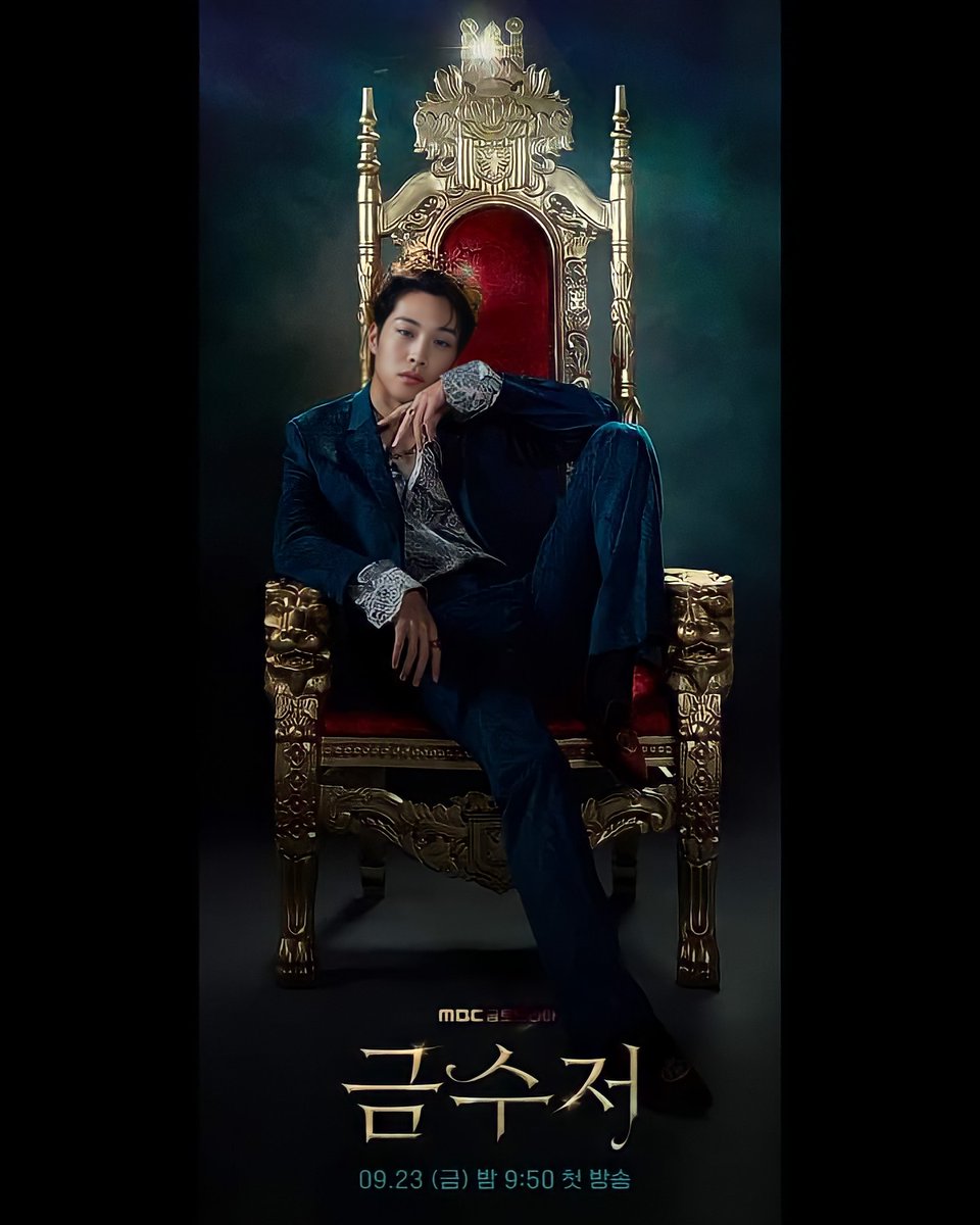 AiahforMikha's tweet photo. The Golden Spoon Cast group poster (individual shot ver.) serving us a breathtaking visual.👑✨❤️
#BTOB #BTOB_Sungjae #DIA #DIA_Chaeyeon #MOMOLAND #MOMOLAND_Yeonwoo #TheGoldenSpoon https://t.co/GOc7L9biGv
