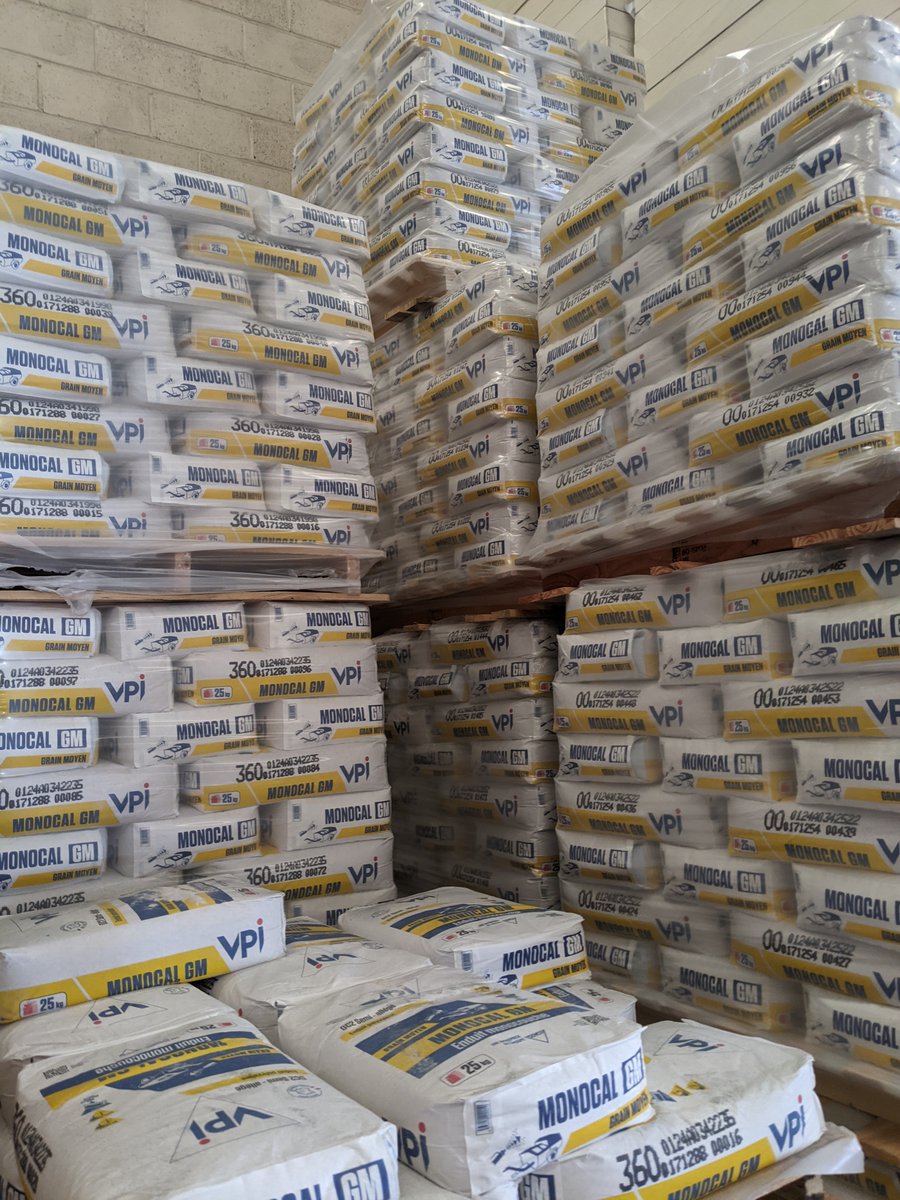 Dsinsulations's tweet photo. VPI Render is flying out this past month 😀For all prices,availability and delivery please send us a message via our website https://t.co/2NIPClh8KS 
#render #plastering #renderuk #rendermidlands #renderleicester #renderdelivered #leicestershirerender #vpirender #htplasteringltd https://t.co/oObDnJmUb6