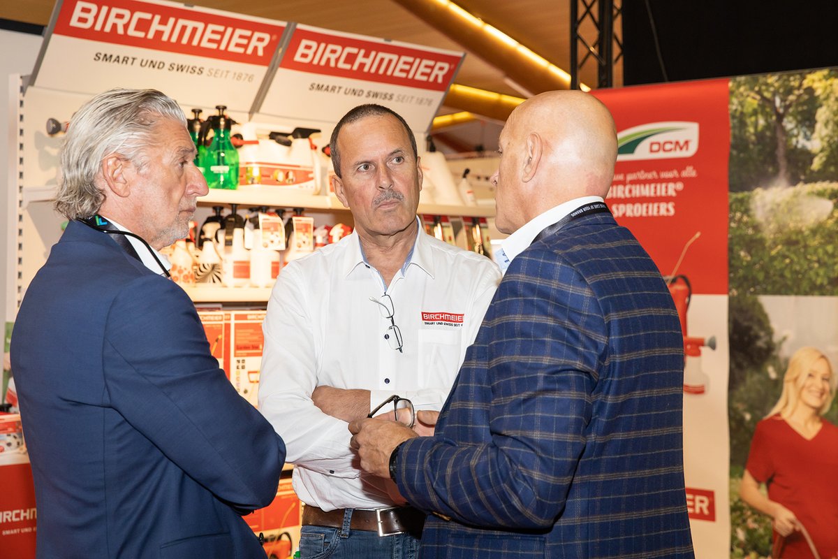 Wat zeggen de exposanten over de beurs?
Waarom moet u dus zeker bezoeken?

Hoor het nu van een collega: diy-pro-garden.be/nl/interesse-a…