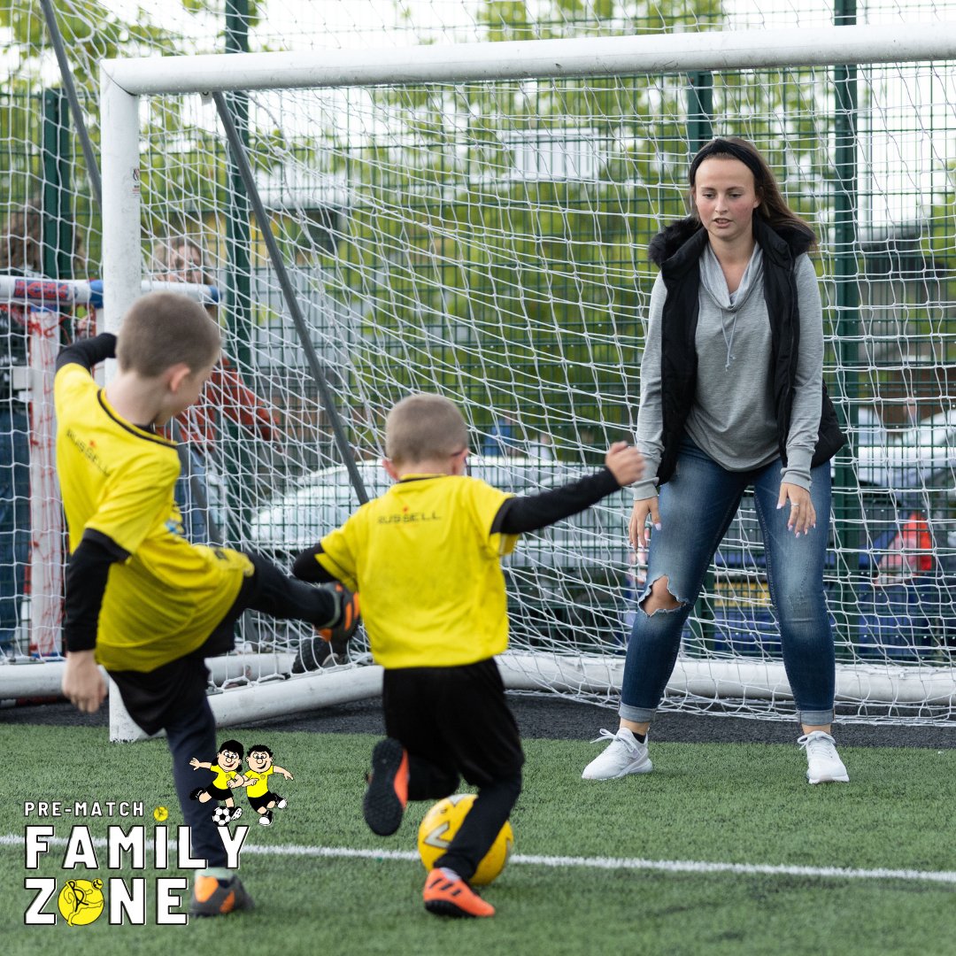 BAFCWomen's tweet photo. 💛🖤

Thank you to all the fans and families who came to the Family Zone and met our First Team before @burtonalbionfc's game against @IpswichTown last week!

It was great to meet you all!

#BAFC @BillyBrewerBAFC @BurtonAlbionCT https://t.co/OPLiIRb7EW
